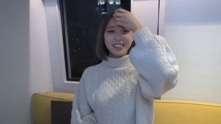 用乳房彻底解决纠纷的共享房间的管理人是HCUP巨乳妻 君岛みお